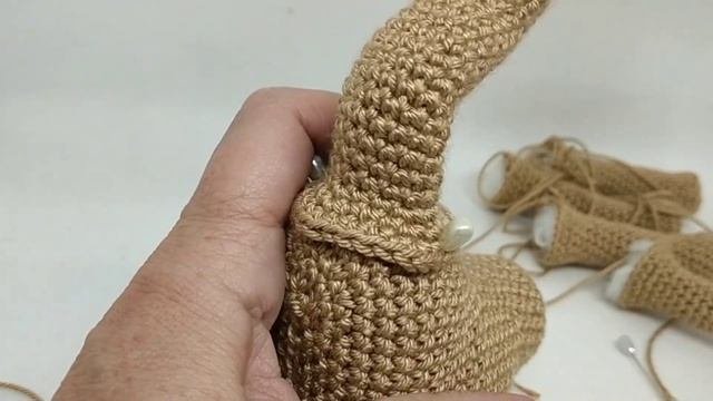 VIDEO 4 CAMELLO AMIGURUMI  (Acabado De Cuerpo Y Unión De Piezas)