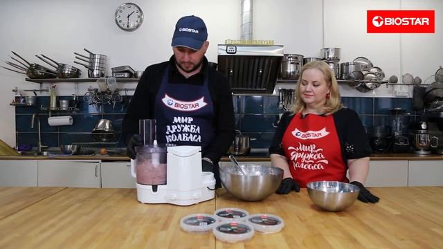 ДОМАШНИЕ КОЛБАСКИ: Мюнхенские белые колбаски смотреть онлайн