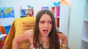 Богатая vs Бедная vs Ультра Богатая | Типы Девушек в Школе