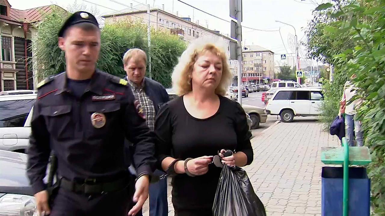 В Красноярске хозяйка дома престарелых, где при по... погибли три человека, взята под домашний арест
