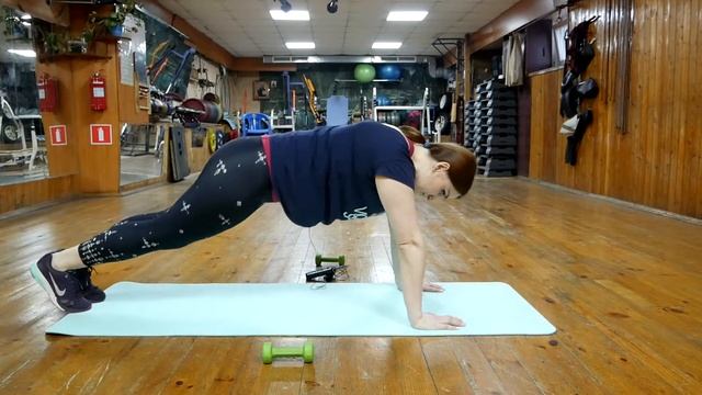 CORE. Тренировка кора с гантелями.