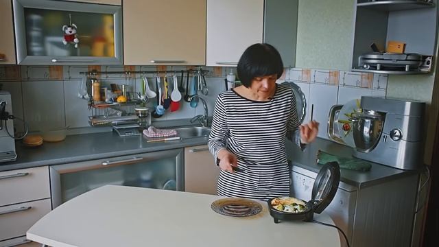 Travola SW232 прибор для приготовления омлета смотреть онлайн