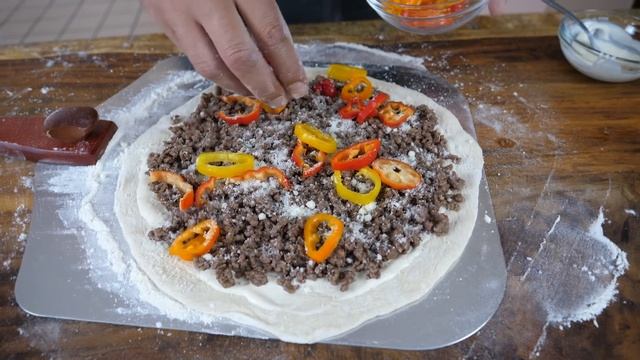 ДОМАШНЯЯ ПИЦЦА на тонком ТЕСТЕ! ПИЦЦА с фаршем и сыром! Очень простой и вкусный РЕЦЕПТ!