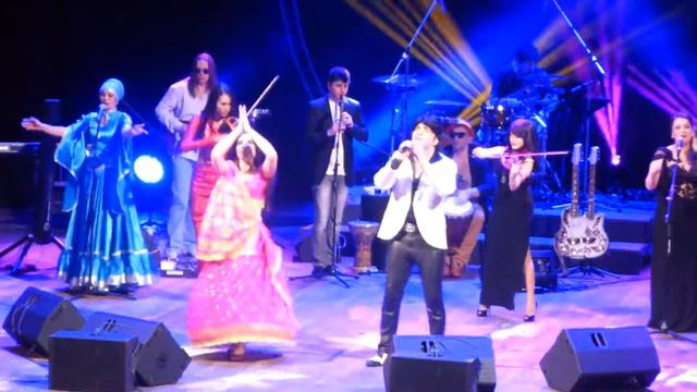 Александр Марцинкевич и Кристина Гроховская -Снегопадо смотреть онлайн