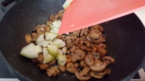 Капуста тушеная с грибами и овощами Без мяса.