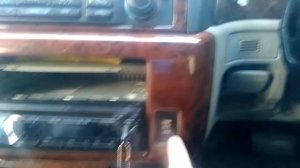 краткий обзор настоящего японца Nissan Bassara (перезалив)