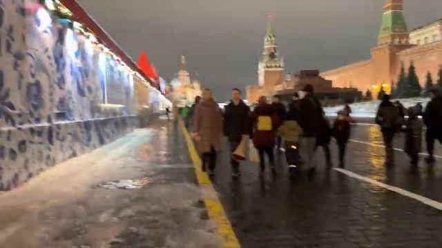 МОСКВА НОВОГОДНЯЯ ЯРМАРКА КРАСНАЯ ПЛОЩАДЬ ГУМ РОЖДЕСТВО В РОССИИ 2022 смотреть онлайн