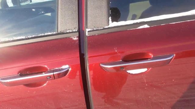 2022 Kia Carnival EX Sliding Minivan Doors | Autoblog Short Cuts смотреть онлайн