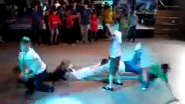Брейк-данс волна смотреть онлайн