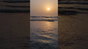 Закат на пляже отеля Ajman Hotel 🏖 Наслаждение красотой природы 🌅 ОАЭ 🇦🇪 #путешествие #оаэ #море