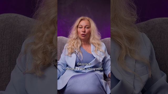 Главная причина, почему вы не умеете отстаивать личные границы, сдерживаете все эмоции в себе ?