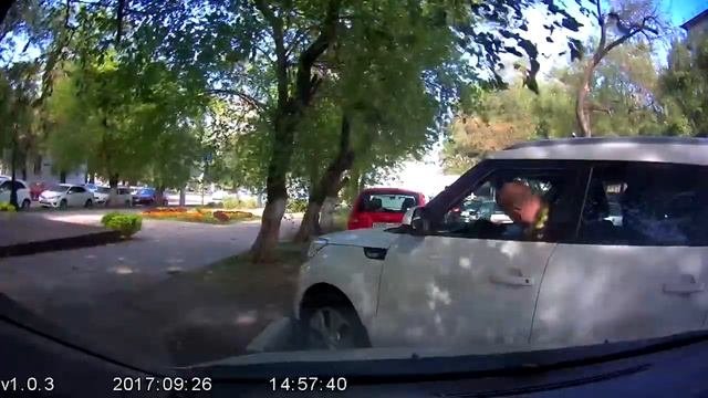 Почему нужен регистратор с записью в режиме парковки