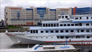 Теплоход Юрий Андропов отправляется из Санкт Петербурга 3 09 2017г