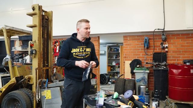 Kiillotetaan ajovalot | 13-2024 смотреть онлайн