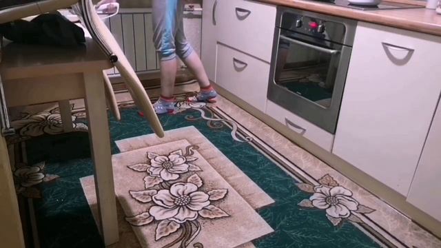 Портативный пылесос Polaris моющий PVCW 4050 смотреть онлайн