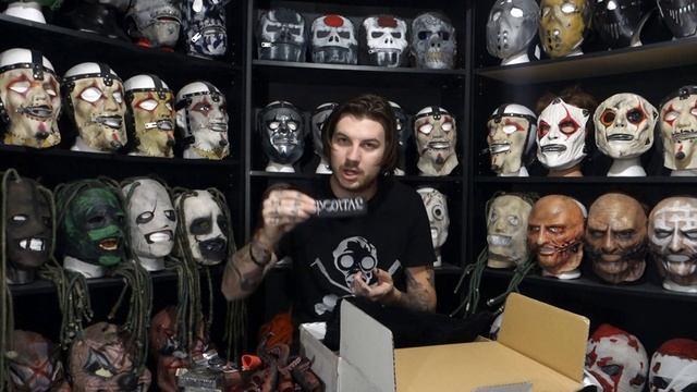 MYSTERY UNBOXING FROM PORTALS CURATOR смотреть онлайн