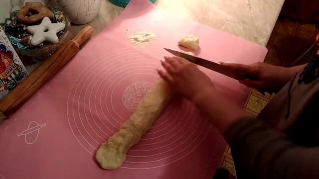 ЧЕБУРЕКИ НА КЕФИРЕ И СОЧНЫЕ КОТЛЕТЫ смотреть онлайн