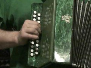 АЗЫ игры на гармошке - Земляничка ягодка.MPG