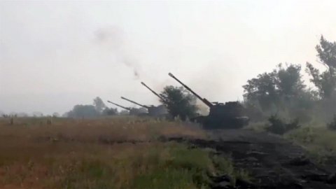 Российские ракетные войска и артиллерия уничтожили топливный терминал в Николаеве