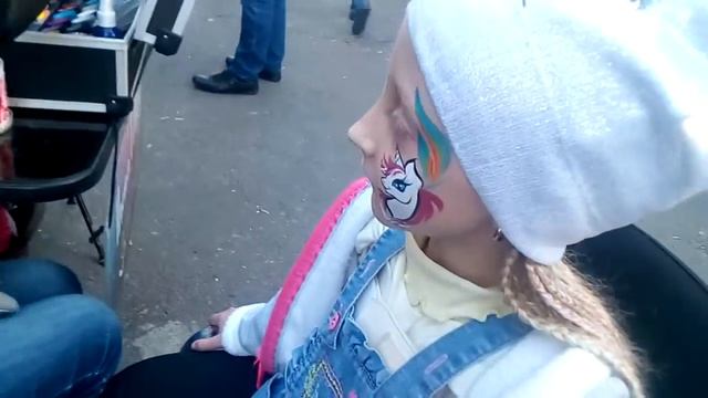 Аквагрим Радужный Единорожек смотреть онлайн