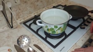 Яйца Бенедикт.