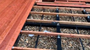 Скрытый крепеж для террасной доски.