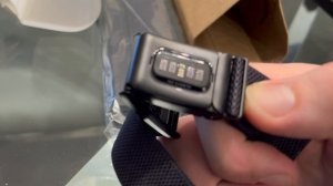 WHOOP 4.0 Band Fitness Tracker - Unboxing and Initial Hands On and Comparisons With WHOOP 3.0!