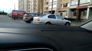 Треск в области панели и лобового стекла справа volkswagen polo
