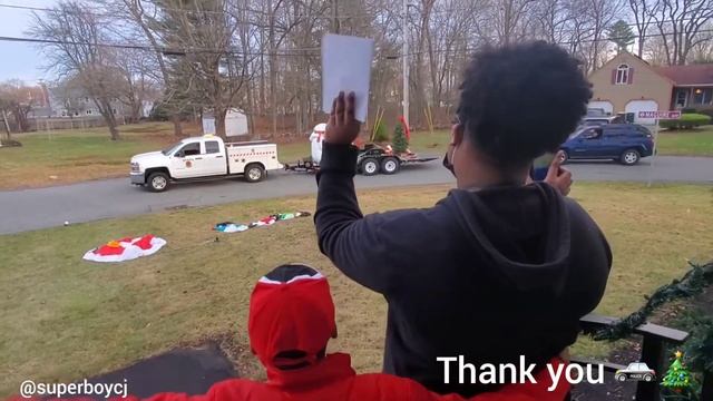 Town's Christmas Drive by смотреть онлайн