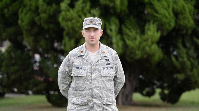 Maj. Robert Baran смотреть онлайн