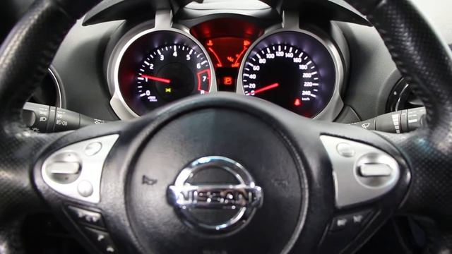 NISSAN JUKE (ниссан жук 2013 г.в) приборная панель, момент запуска двигателя смотреть онлайн