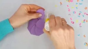 Түрлі түсті қағазбен себет жасау