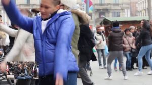 Flashmob marry you bruno mars proposal Tony & Sara piazza Cordusio Milano