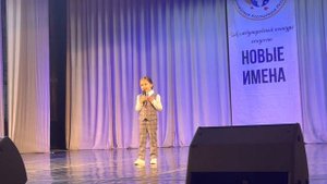 Битиева Анна (4 года) - Во все века и времена (М.Магомаев)