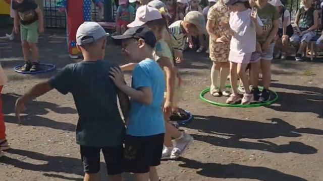 Праздник мыльных пузырей смотреть онлайн