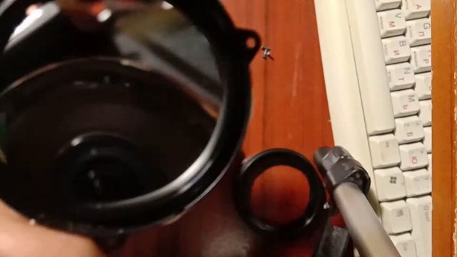 Чистка линзы фотокамеры FUJIFILM FinePix HS 35 EXR смотреть онлайн