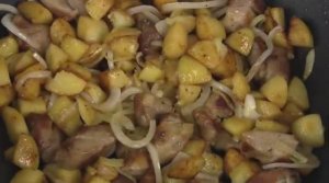 Как вкусно пожарить картошку с мясом_Жареная картошка с мясом. Это нереально вкусно!