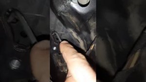 BMW e90 не открывается задняя дверь. Как открыть.