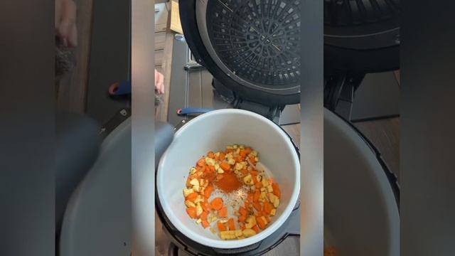 Blumenkohl-Pastinaken Cremesuppe aus dem Ninja foodi Max Multikocher Airfryer cremige ... Suppe смотреть онлайн