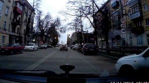 вот когда  нужно включать поворотники