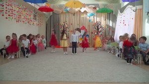 Осенний утренник в подготовительной группе