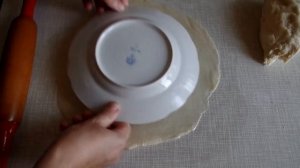 Лаваш пресный  хлеб без дрожжей в виде тонкой лепёшки из пшеничной муки. Pita