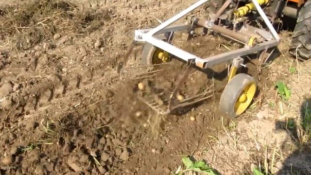 Картоплекопалка Сінтай 120 смотреть онлайн