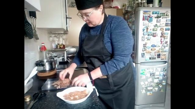 Приготовим поедим. Карпаччо из тунца смотреть онлайн