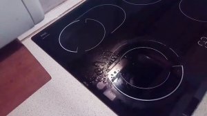 Как очистить варочную панель из стеклокерамики?