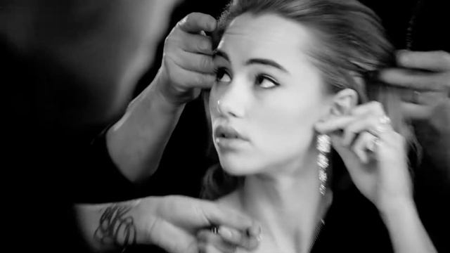 How To Use Redken Diamond Oil Glow Dry смотреть онлайн