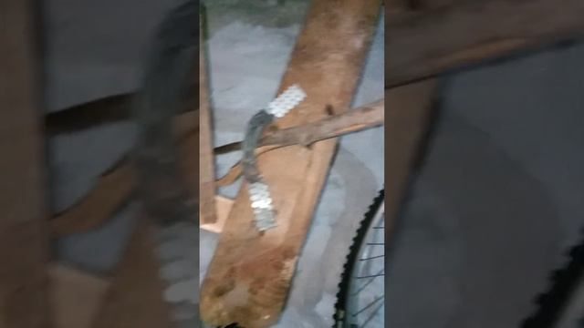 Люлька для велосипеда .КАК СДЕЛАТЬ ИЗ ДЕРЕВА БЕЗ СВАРКИ!? смотреть онлайн