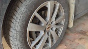 Больше шильдиков в поло седан