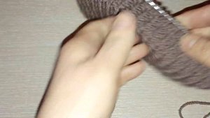 Очень простой узор спицами,всего два ряда