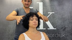 Блок - стрижки на кучерявых волосах